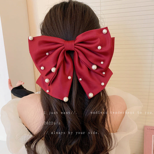 Hair Accessories That Make a Statement
